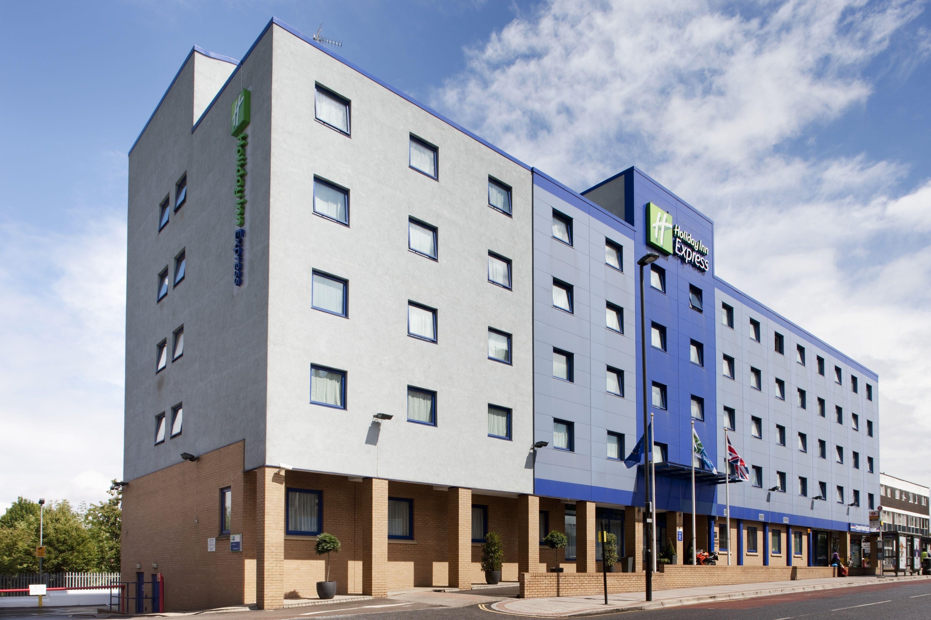 2 Smart Budget Hotels Near Notting Hill Worth Booking