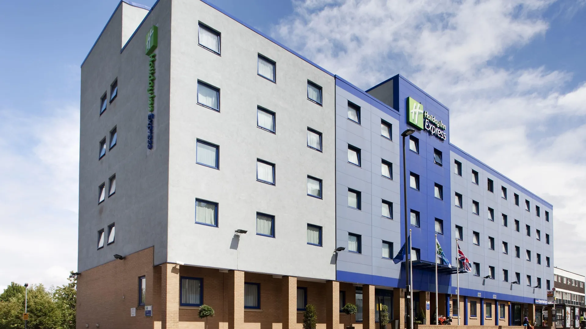 2 Smart Budget Hotels Near Notting Hill Worth Booking